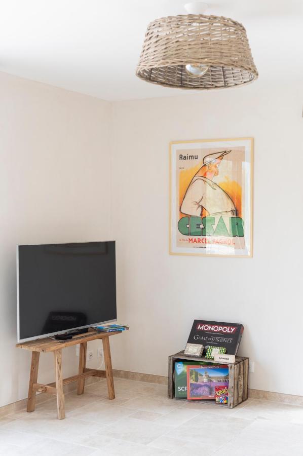 La Petite Ruche, 1 Bedroom Gite In The Luberon Апт Экстерьер фото