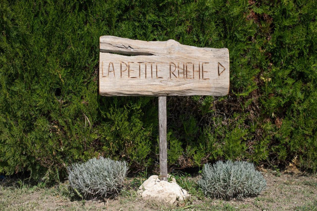 La Petite Ruche, 1 Bedroom Gite In The Luberon Апт Экстерьер фото